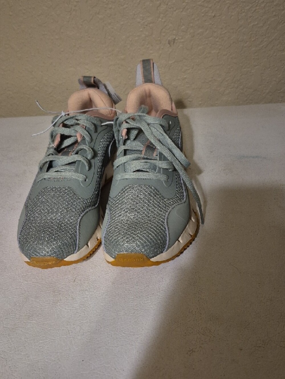 Reebok Women's Mint Green and Blush 8.5 Lace-Up Sneakers - Picture 2 of 7